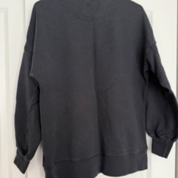 Abercrombie Soft A&F Collection Beetles Sweatshirt - Size M - Picture 3 of 3